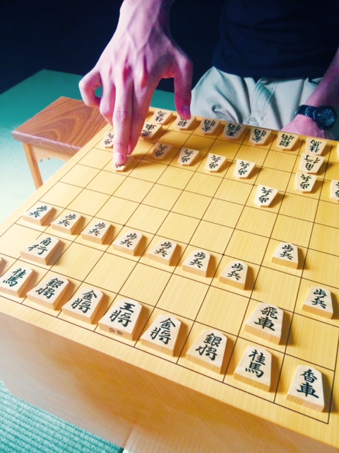 Does anyone know what kind of shogi set this is? My dad brought